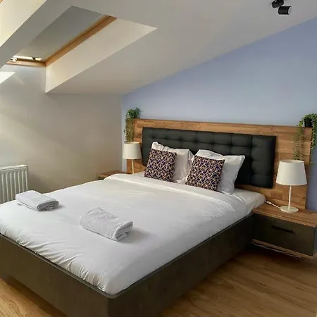 Loft Lägenhet *